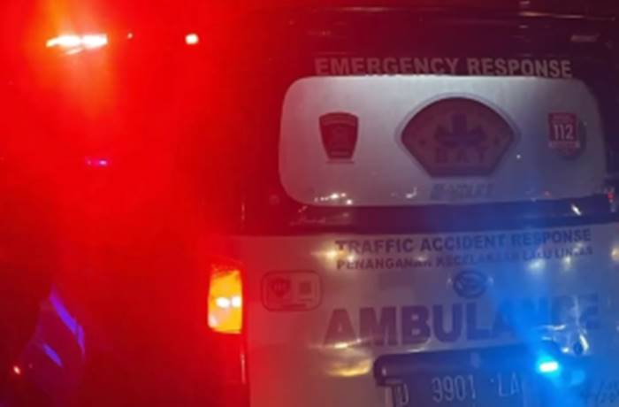 Kecelakaan Lalu Lintas di Regol Bandung, Satu Korban Tak Sadarkan Diri Dievakuasi ke RSHS